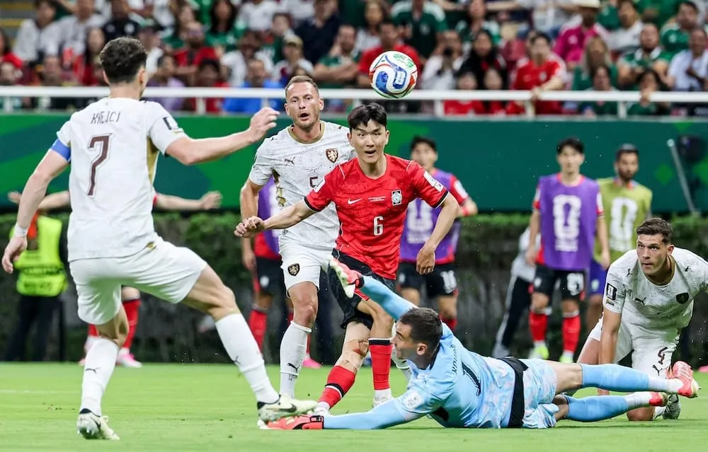 Hàn Quốc ngược dòng, sáng cửa đi tiếp: Bản lĩnh World Cup của 'chiến binh Taegeuk'