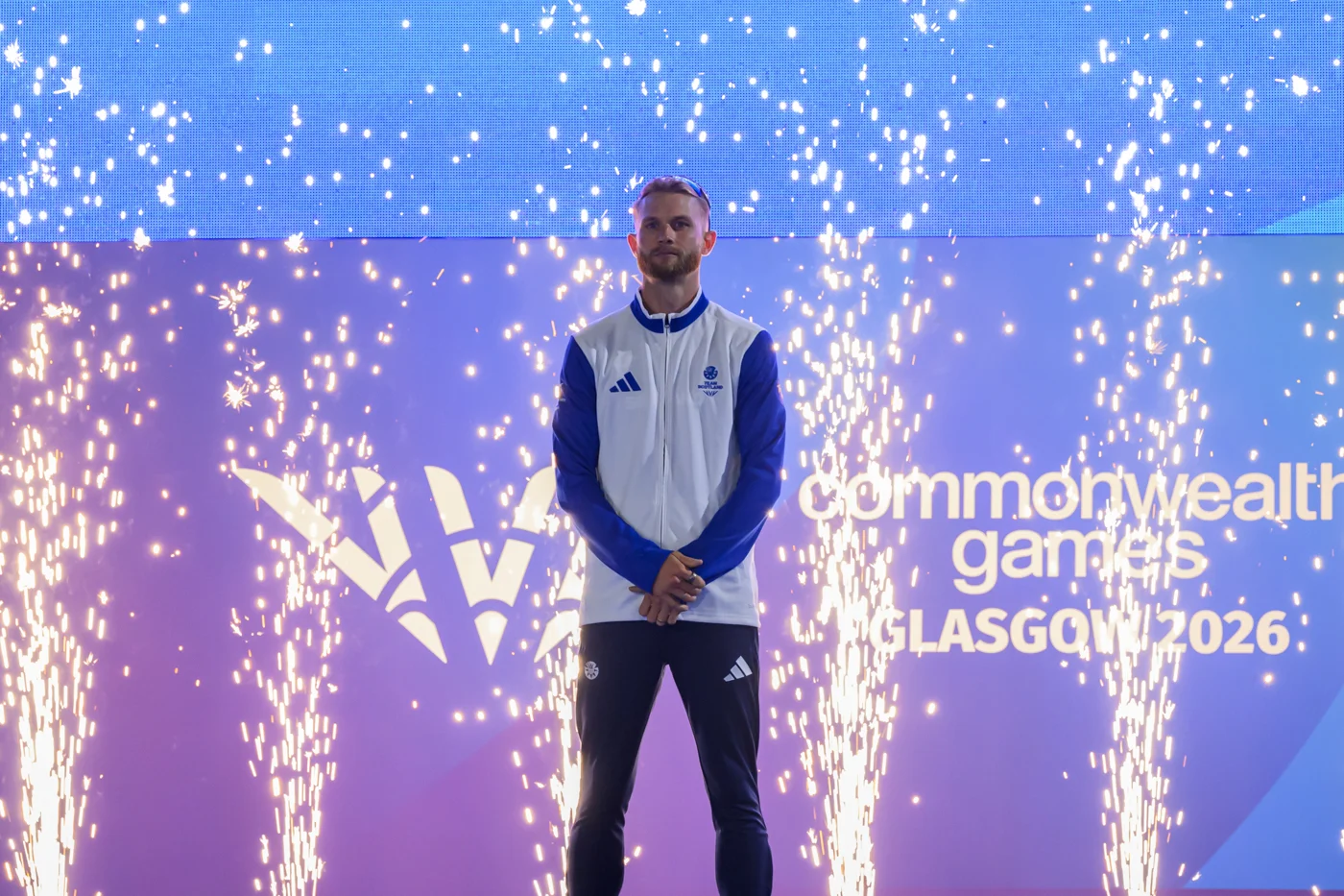 JOSH KERR LÊN ĐỈNH COMMONWEALTH GAMES VỚI HCV CỰ LY 1 DẶM