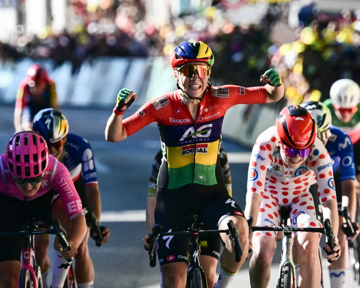 KIM LE COURT TẠO MÀN NGƯỢC DÒNG NGOẠN MỤC TẠI TOUR DE FRANCE FEMMES 2026, THẮP LẠI CUỘC ĐUA ÁO VÀNG