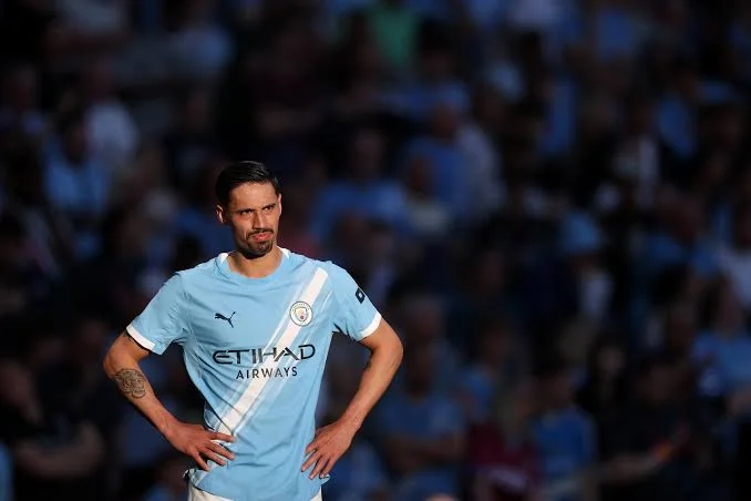 MANCHESTER CITY BÁN REIJNDERS CHỈ SAU MỘT MÙA: CÚ QUAY XE GÂY SỐC Ở ETIHAD