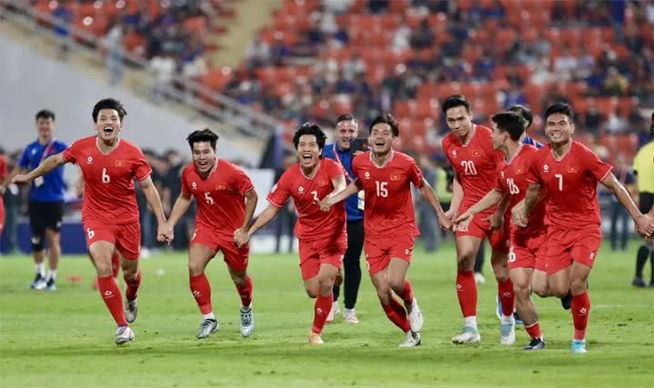 Thời gian thi đấu thực tế trong bóng đá: 90 phút, gần 2 giờ hay chỉ khoảng 57 phút?