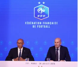 ZIDANE KHÔNG TRIỆU TẬP KANTÉ, CÁNH CỬA ĐỘI TUYỂN PHÁP ĐANG HẸP LẠI