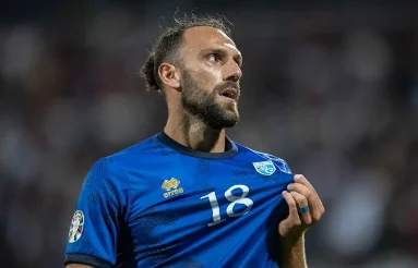 KOSOVO VS IRELAND: MURIQI ĐANG VÀO PHOM, HÀNG THỦ IRELAND ĐỐI MẶT BÀI TOÁN KHÓ